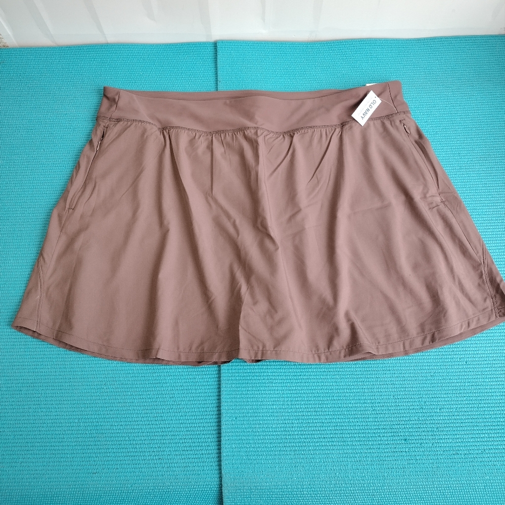 NWT Old Navy Women's Stretch Tech Pull On Skort Zip Pockets - 3X
